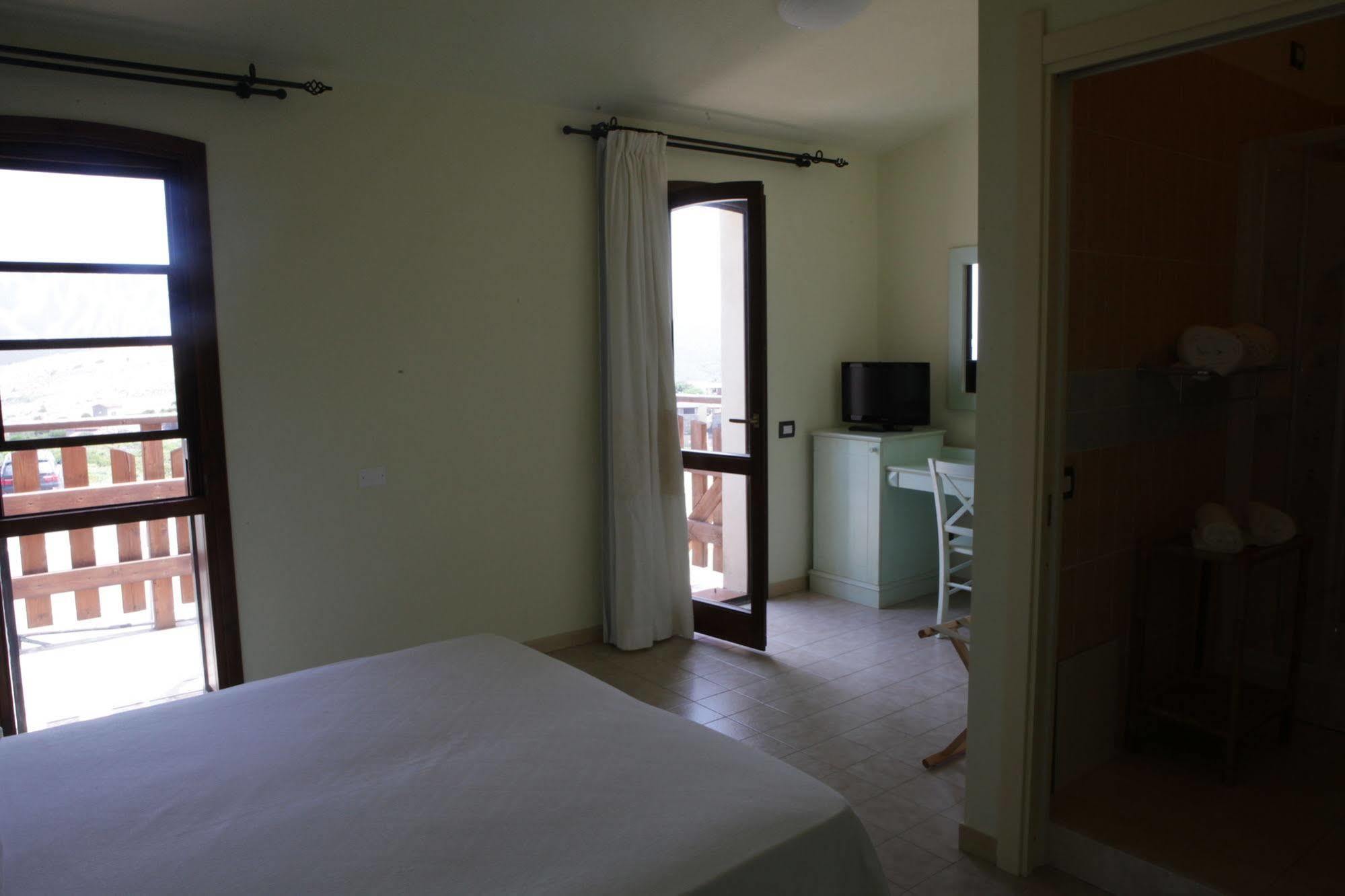 Torre Hotel - Adults Only Торе Дей Корсари Екстериор снимка